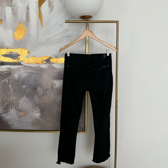⏱️24 HR SALE⏱️ 7 for All Mankind Cropped Jeans - Picture 2 of 7